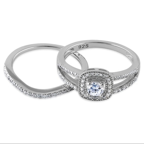 925 Sterling Silver Cubic Zirconia Wedding Set Ring - Picture 4 of 5